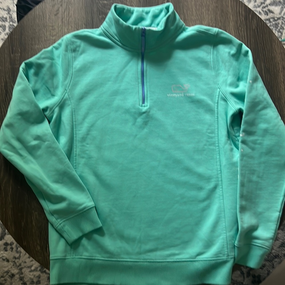 Vineyard, vines, ladies half zip size medium